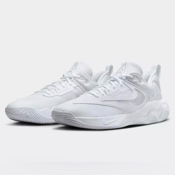 NIKE Men’s Giannis Immortality 3 Basketball Shoes 10 White main image 6